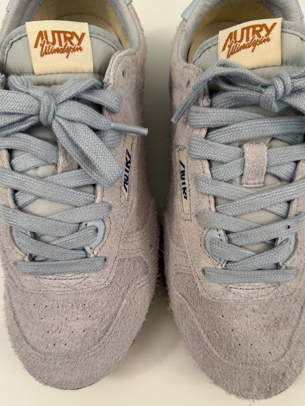 Autry Medalist Low Sneakers Suede Gray Leather Gum Sole EU 37 - Picture 4 of 10